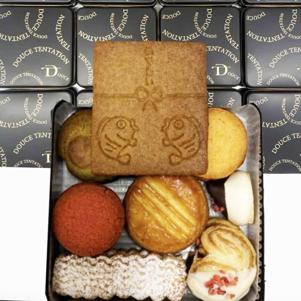 DOUCE TENTATIONクッキー缶 お正月2026